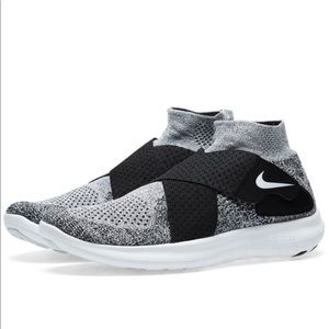 Nike Free Motion Flyknit Running Shoes